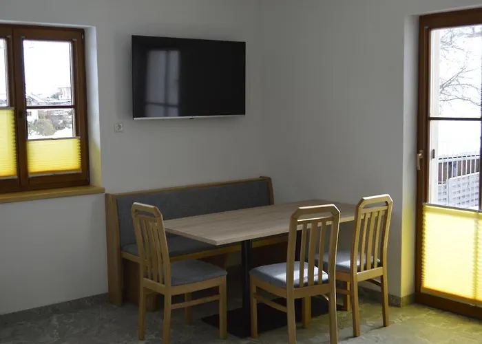 Restaurant Pizzeria Langreiter * Эмбах